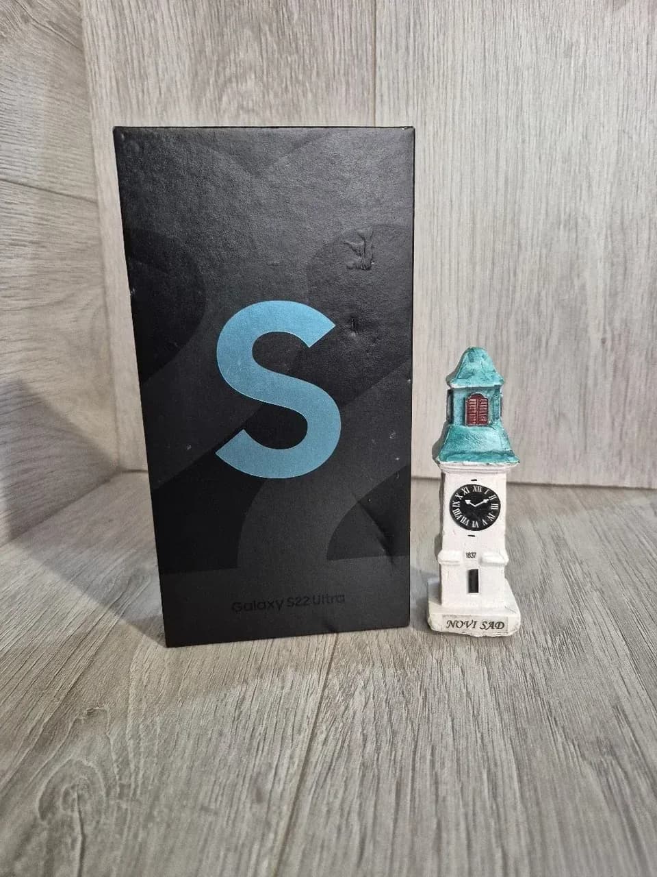Samsung S22 ultra - kutija -