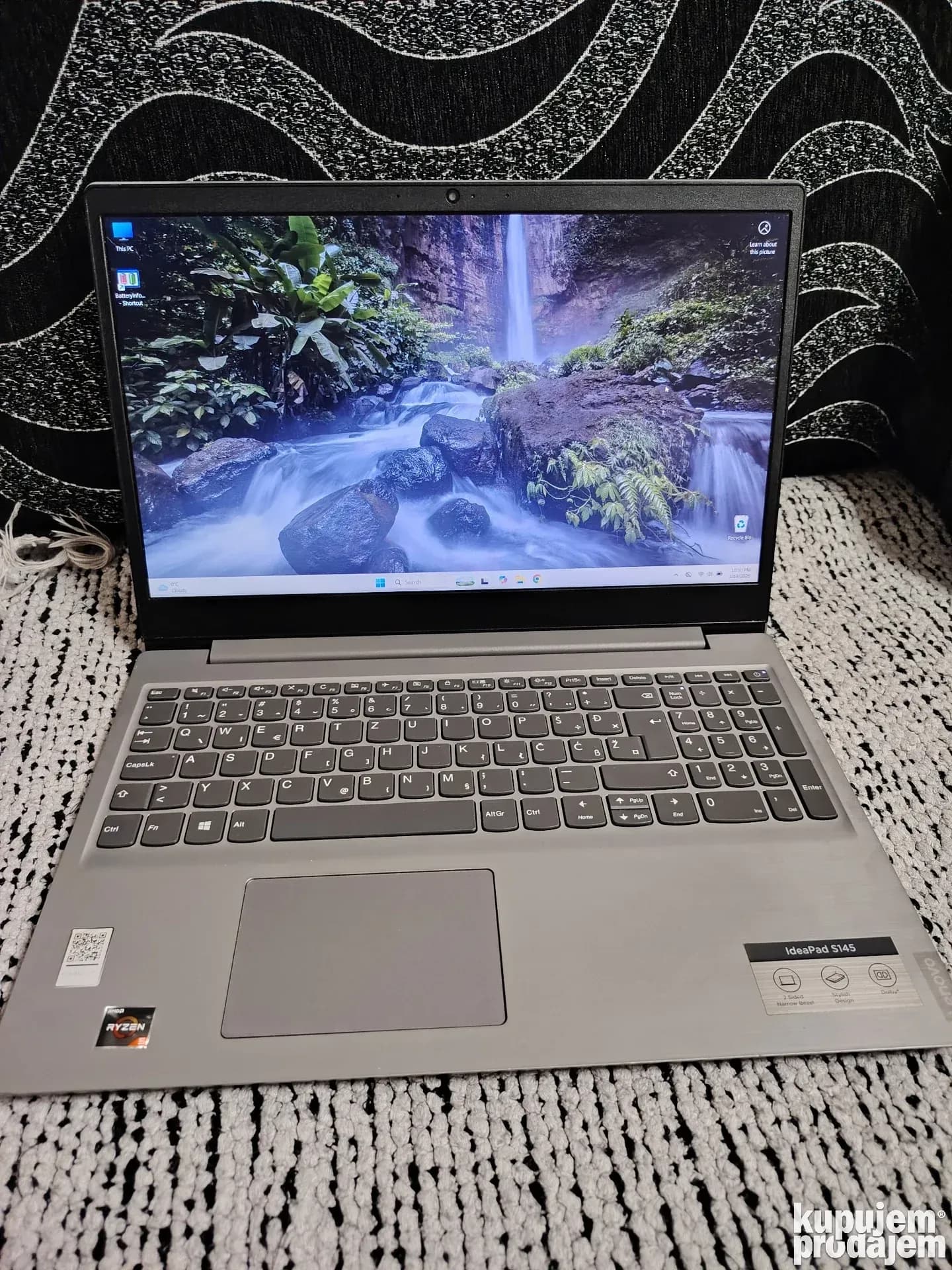 Lenovo S145/AMD Ryzen 5-3500U/8gb ddr4/256gb/AMD Vega 8