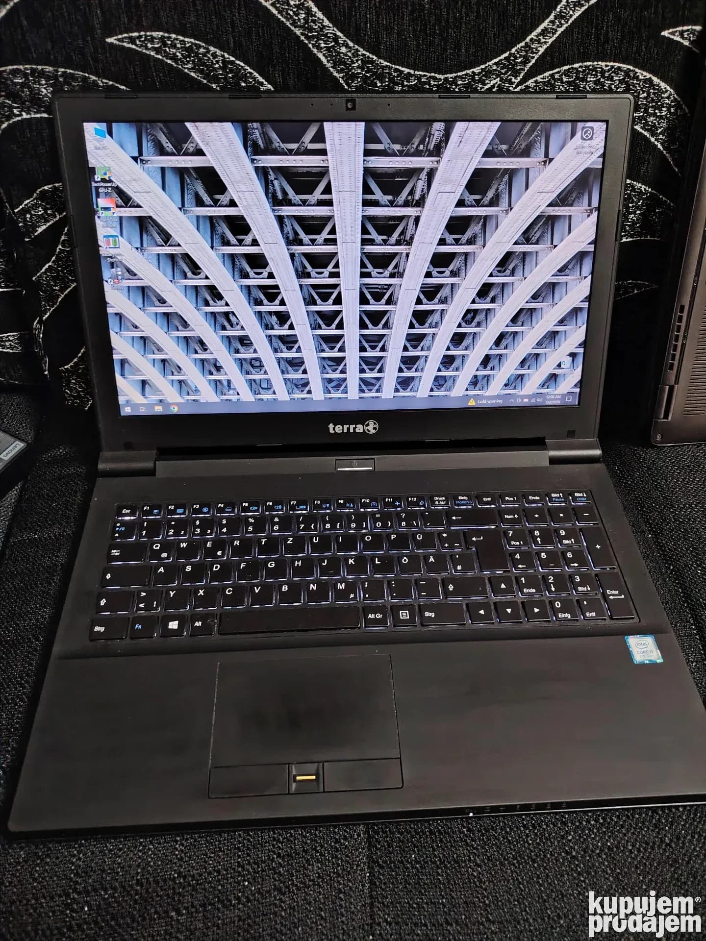 Terra Mobile 1542/i7-7700T/16gb ddr3/250gb/Intel HD630