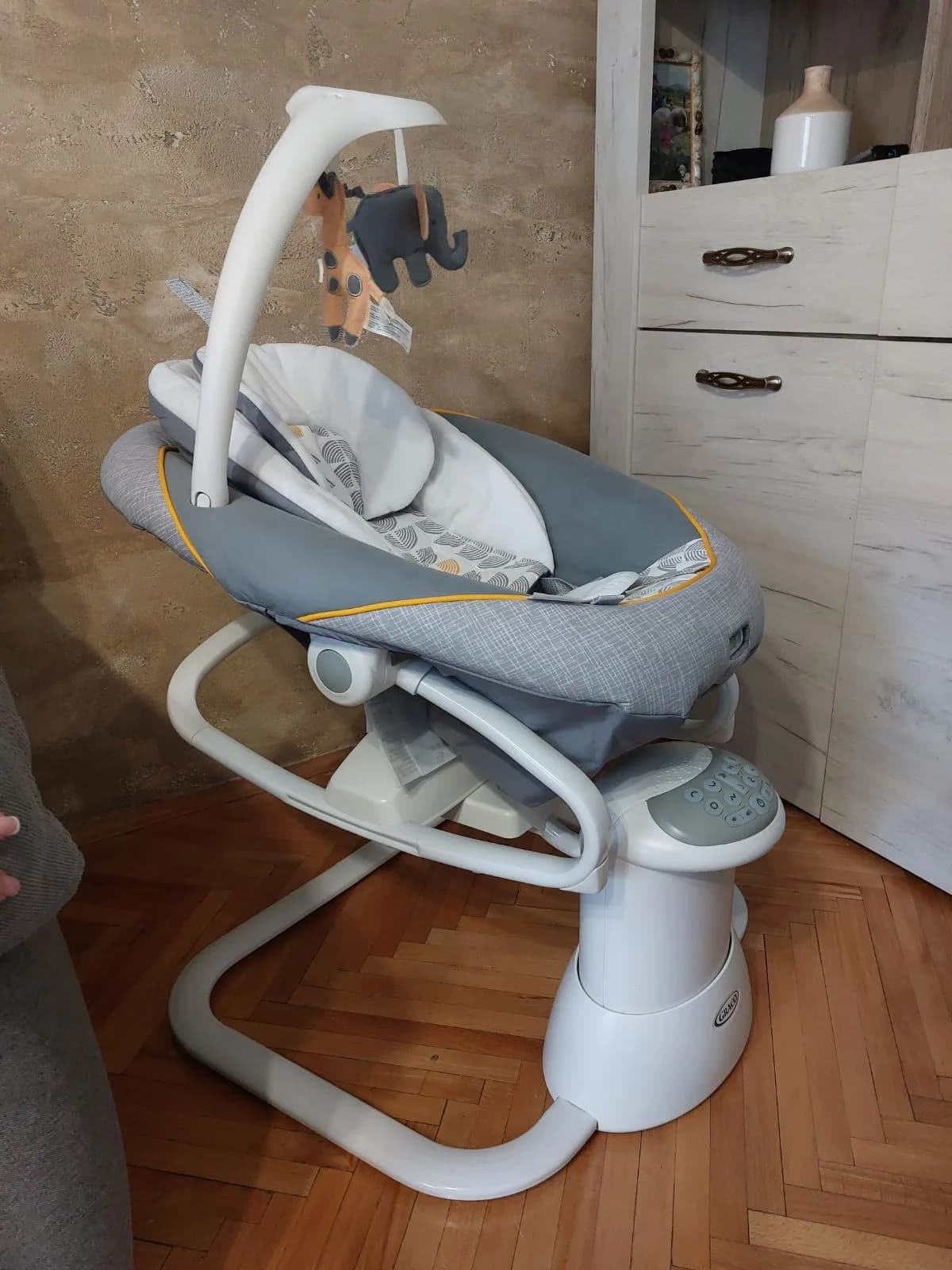 GRACO električna njihalica za bebe - NOVA